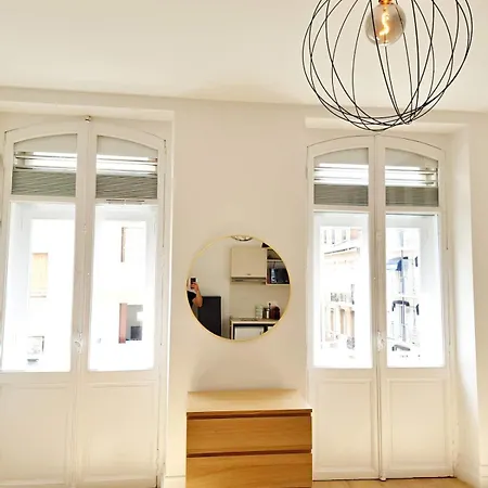 Prestige Et Raymond Appartement *